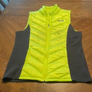 Mens TCA running athletic puffer vest